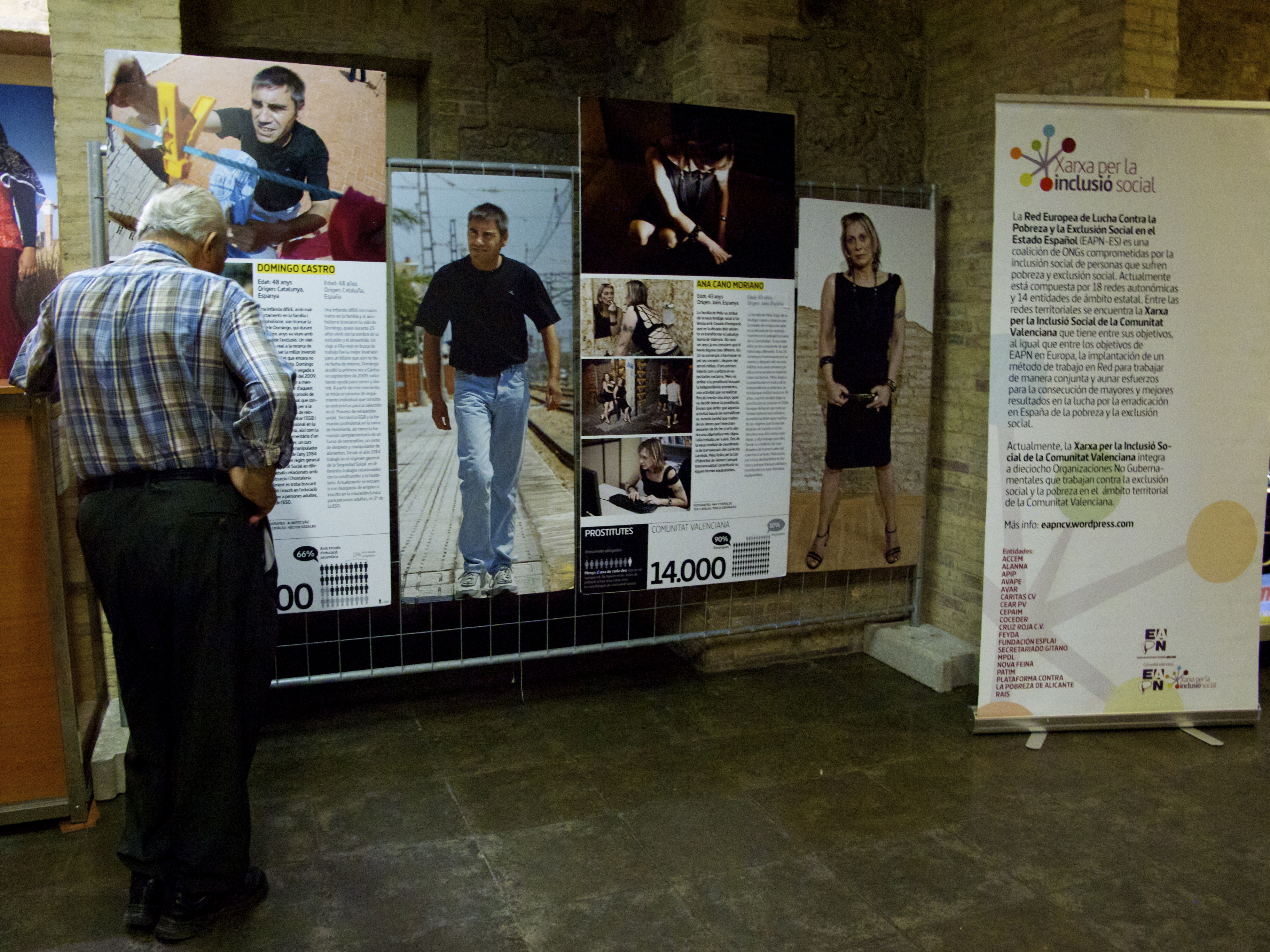 Inauguración de la exposición 'Sietes reportajes para la Inclusión' de la Xarxa EAPN CV en el Mercado Central de Valencia